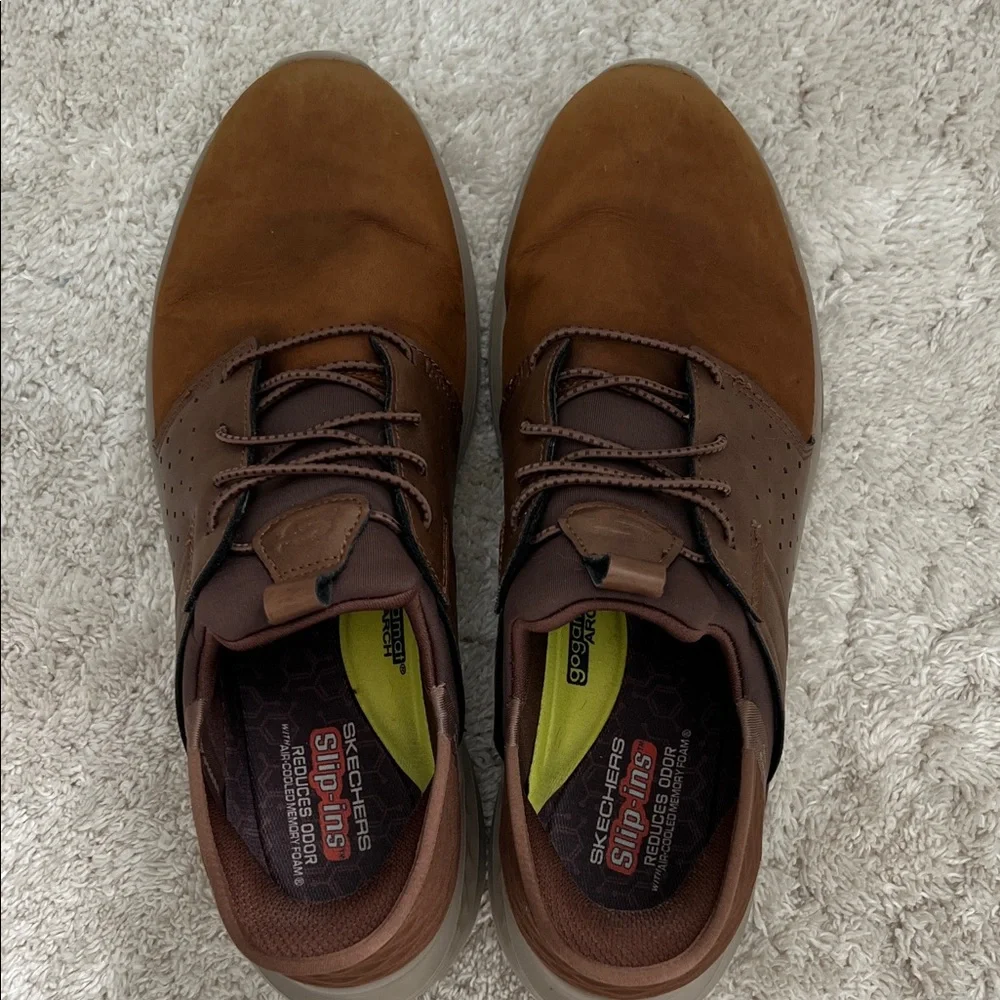 Skechers slip in Men's Tan Oxford Shoes - Picture 1 of 6